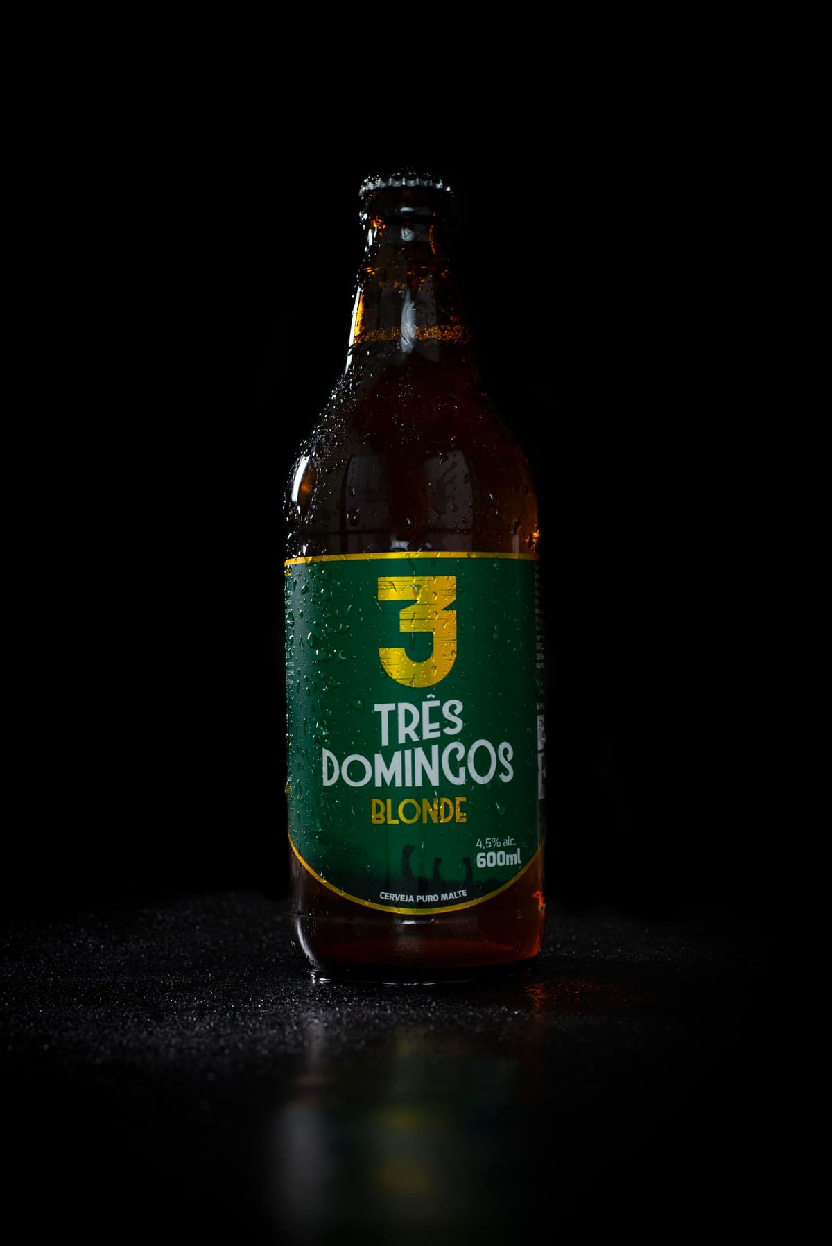 Garrafa de Três Domingos Blonde